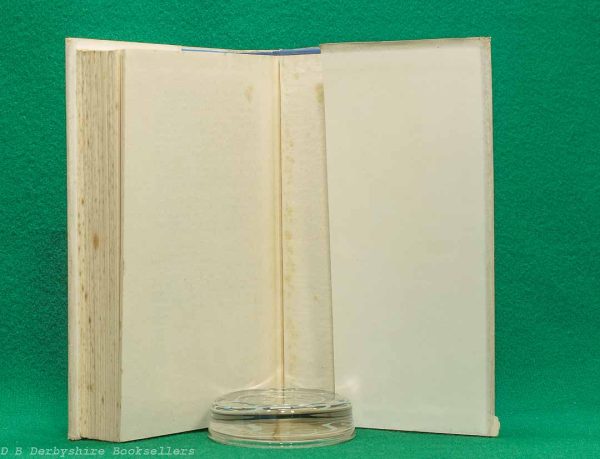 Murder in the Mews by Agatha Christie | Odhams, reprint 1938 | dustwrapper by R. H. Macartney