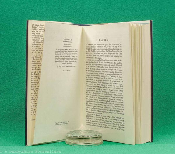 The Silmarillion by J. R. R. Tolkien | George Allen & Unwin, fourth impression 1977 | edited by Christopher Tolkien